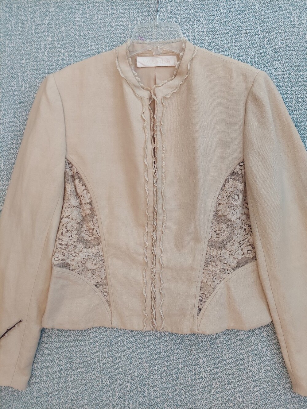 Vintage Valentino S.p.A. Lace-Inset Linen Blend Jacket (Made in Italy) - Picture 5 of 13